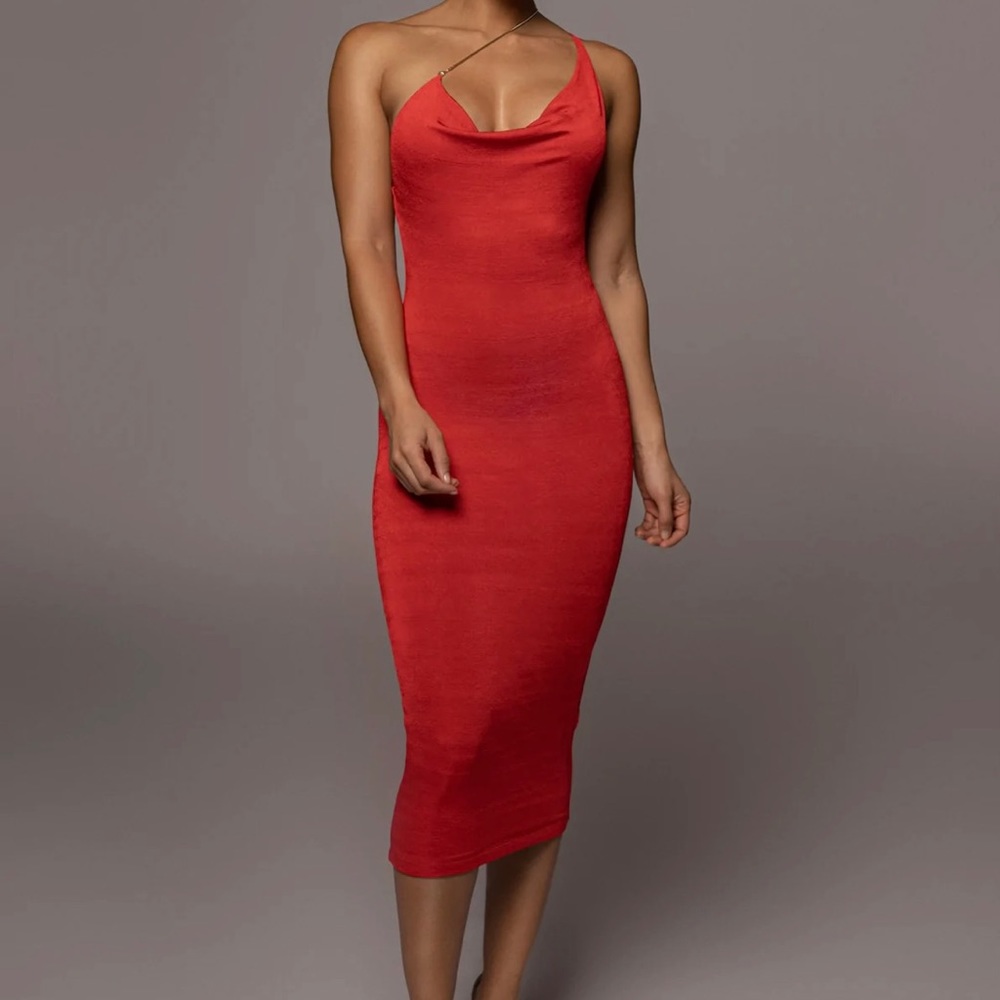 Brand new RED MODERN MUSE MIDI DRESS